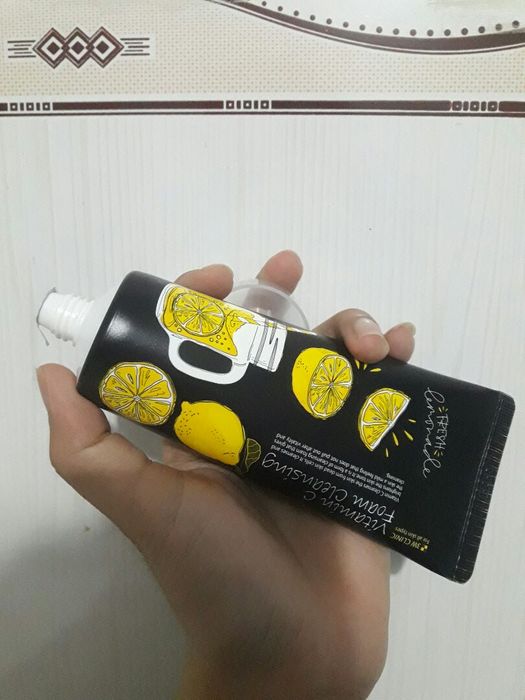 Sữa Rửa Mặt Sáng Da Chiết Xuất Chanh 3W Clinic Vitamin C Foam Cleansing - Fresh Lemonade ảnh 1