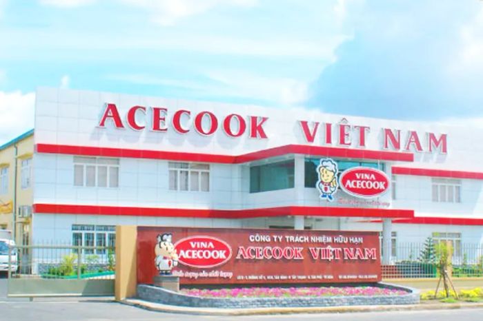 Hình ảnh dây chuyền sản xuất mì ăn liền hiện đại của Acecook