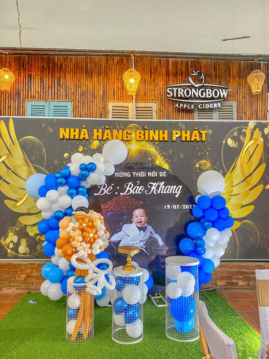 Hình ảnh không gian ấm cúng tại Nhà Hàng Bình Phát