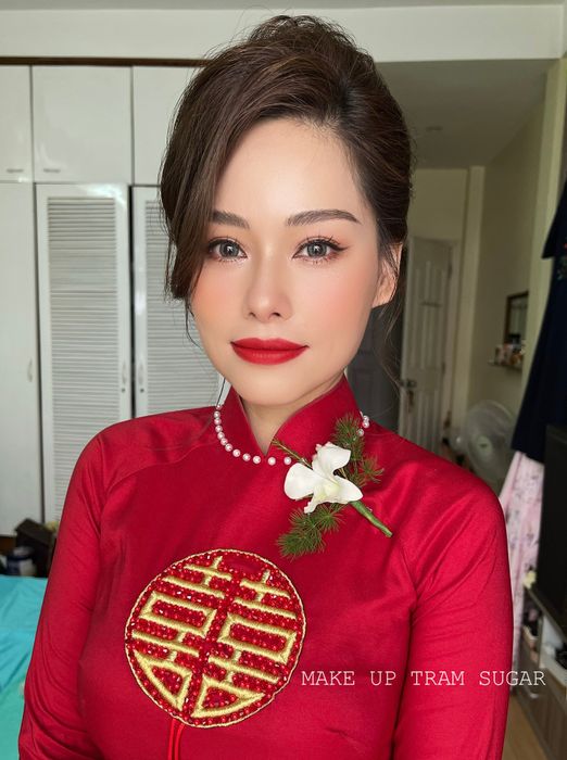 Tác phẩm trang điểm cô dâu ấn tượng từ MAKE UP TRAM SUGAR