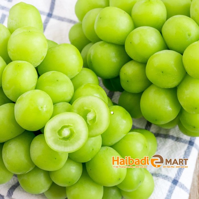 Góc rau củ quả hữu cơ tươi mới tại Haibadi Mart