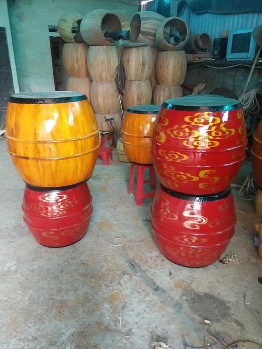 Hình ảnh trống Hoàng Gia 1