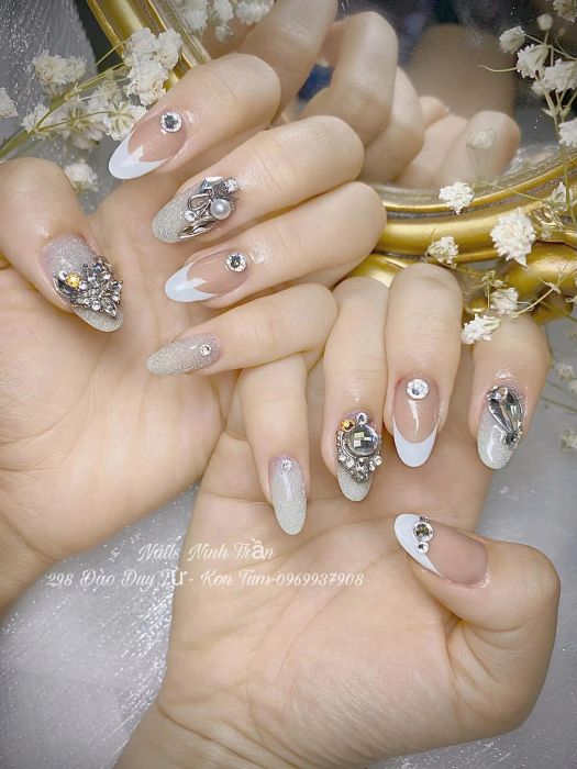 Học viên thực hành tại Nails Ninh Trần