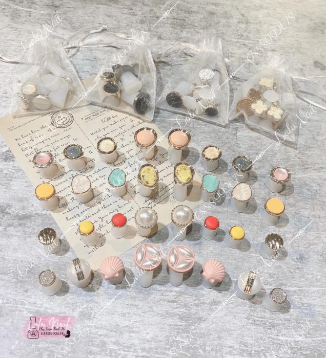 Bộ sưu tập sản phẩm đa dạng tại Lala Nail