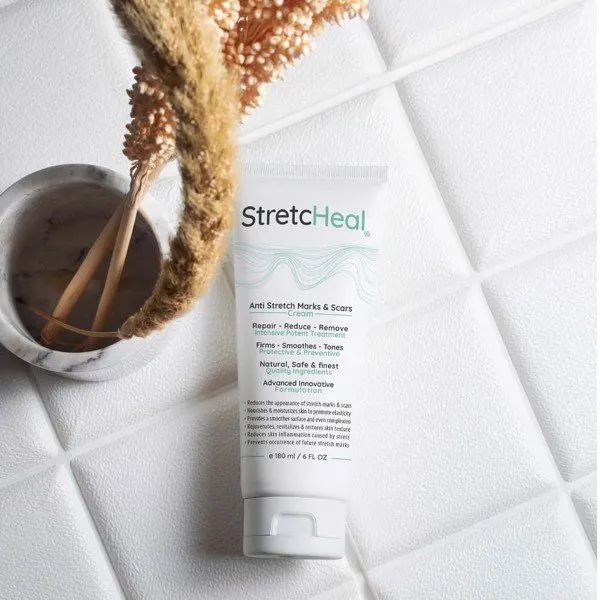 Hình ảnh 1 của kem trị rạn da StretcHeal Anti Stretch Marks & Scars Cream, minh chứng cho sự kết hợp hoàn hảo giữa khoa học và thiên nhiên trong việc chăm sóc làn da bạn.