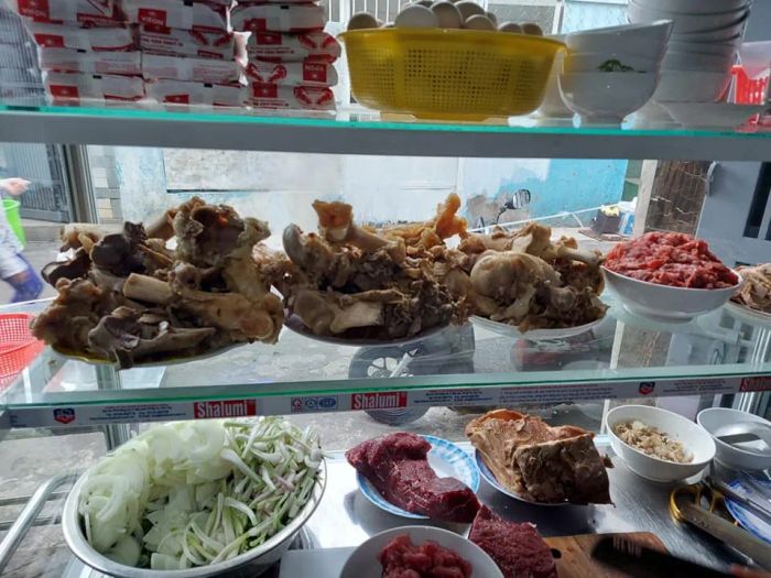 Phở Bình – Hình ảnh món ăn đậm đà khó cưỡng (ảnh 2)