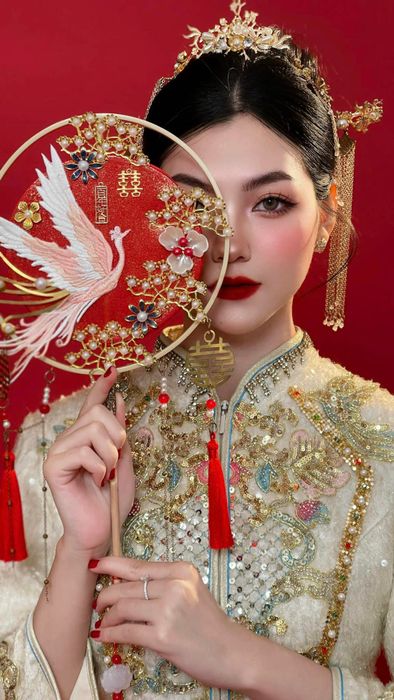 Tác phẩm trang điểm cô dâu ấn tượng từ TukTuk Bridal