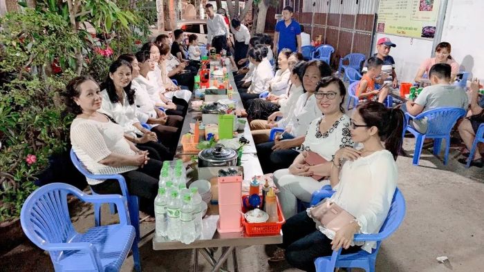 Phở Kỳ ảnh 2 – khoảnh khắc đẹp đẽ của món phở truyền thống qua lăng kính nghệ thuật, gợi mở cảm xúc thưởng thức.