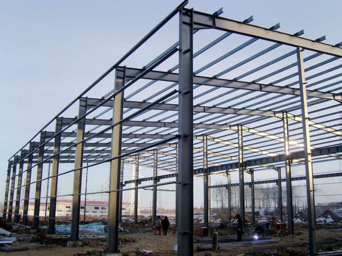 Hình ảnh nhà máy sản xuất nhà thép tiền chế hiện đại của Zamil Steel