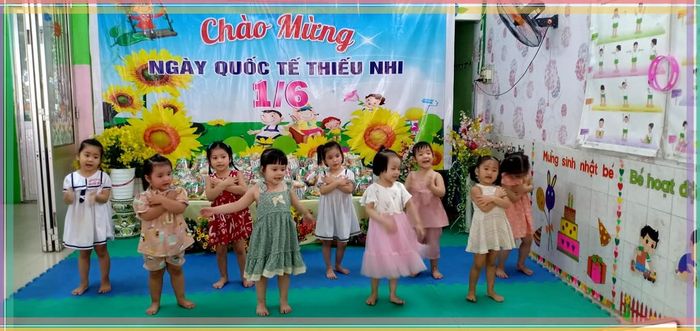 Trường Mầm non Minh Trí qua góc nhìn hình ảnh: Không gian học tập hiện đại, đầy màu sắc và tràn ngập tiếng cười trẻ thơ.