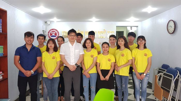 Hình ảnh cơ sở vật chất hiện đại tại Trung Tâm Ngoại Ngữ SDF