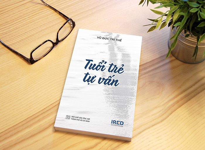 Bìa sách Tuổi Trẻ Tự Vấn - Ấn bản đặc biệt