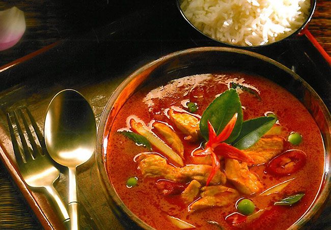 Hình ảnh minh họa Bột Cà Ri Đỏ Mae Pranom - Gói 50g