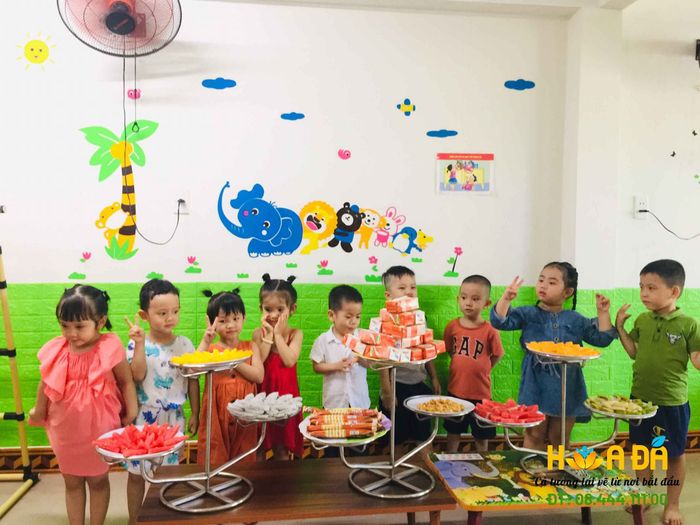 Bộ sưu tập hình ảnh sinh động về môi trường học tập đầy sáng tạo tại Trường mầm non Hoa Đá - Nơi mỗi góc nhỏ đều là bức tranh tuổi thơ.