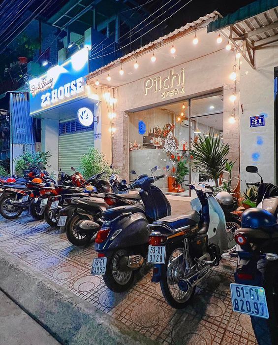 Các món bò bít tết thượng hạng tại Piichi Steak