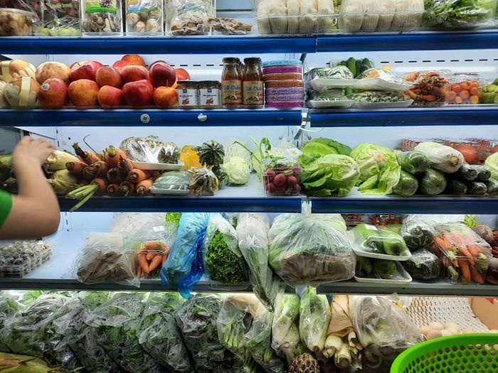 Không gian trưng bày đa dạng sản phẩm hữu cơ tại Sơn Nguyên Organic