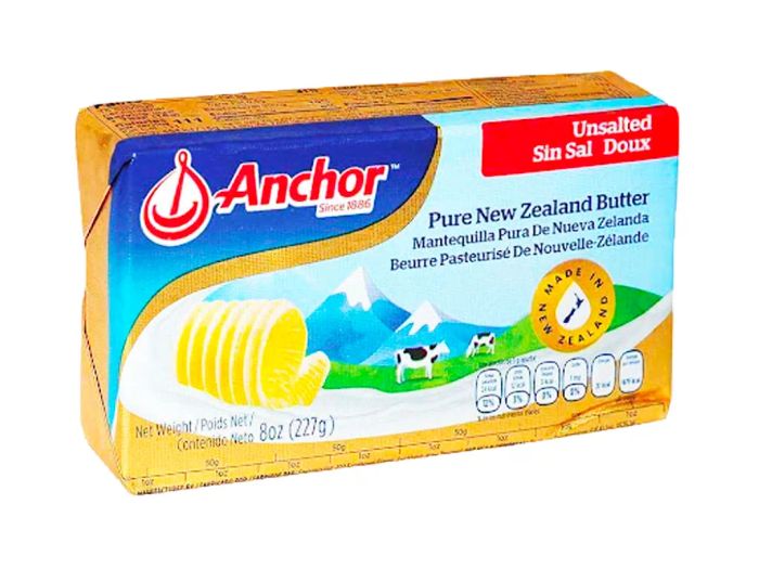 Hình ảnh chân thực Bơ lạt Anchor - Góc nhìn cận cảnh
