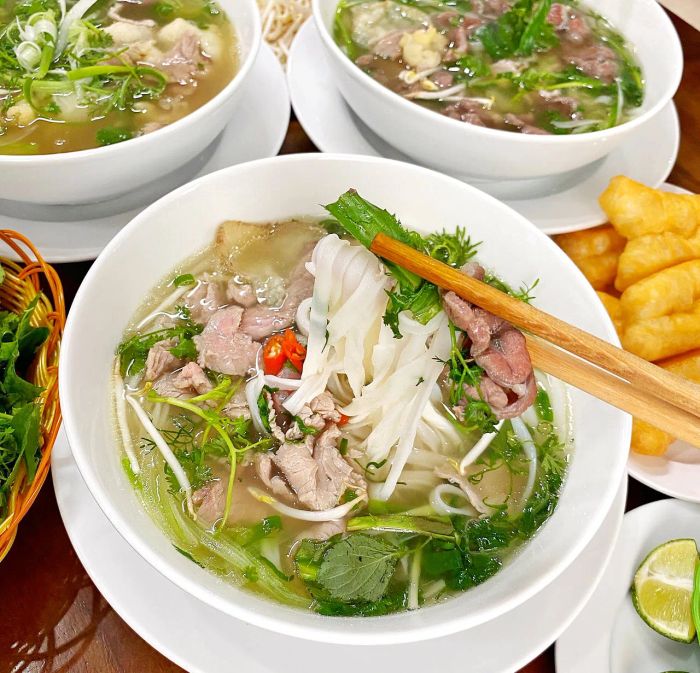 Hình ảnh món phở tinh tế tại Phở 10 Vũng Tàu