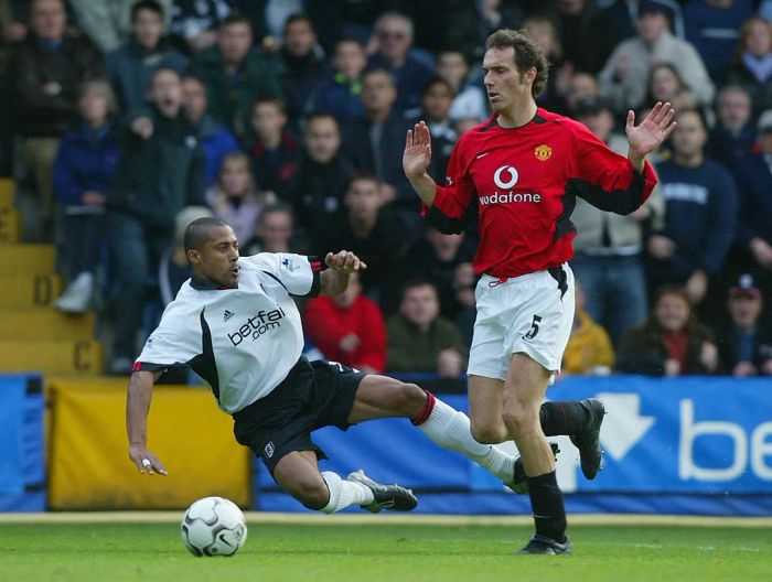 Hậu vệ người Pháp để lại những dấu ấn khó quên tại Manchester United ảnh 2