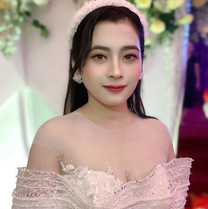 Kiệt tác trang điểm cô dâu quyến rũ từ Makeup Yến Lê