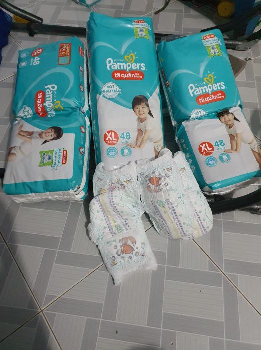 Hình ảnh tã Pampers cao cấp với công nghệ Dry Max