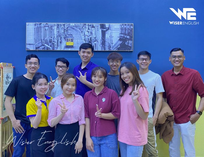 Hoạt động ngoại khóa sôi nổi tại Wiser English