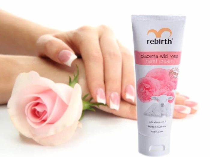 Hình ảnh chi tiết kem dưỡng tay Rebirth Placenta Wild Rose