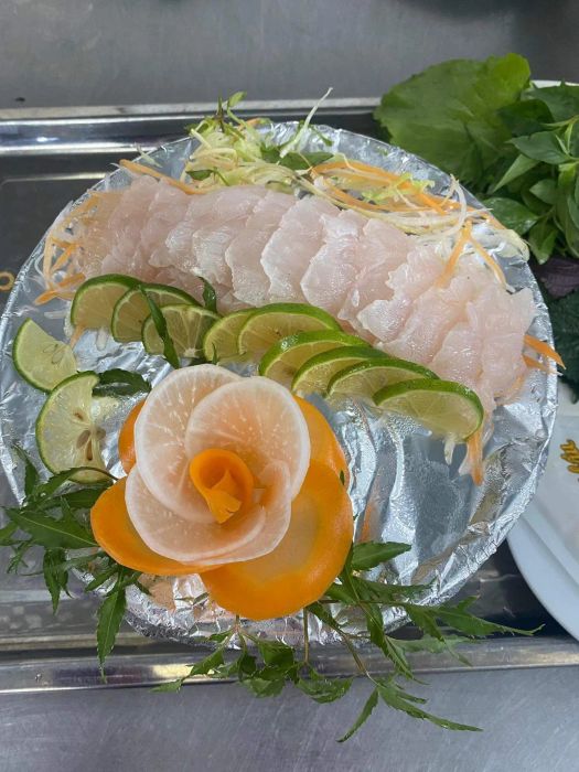 Góc nhìn toàn cảnh nhà hàng với view biển tuyệt đẹp - Ảnh 2