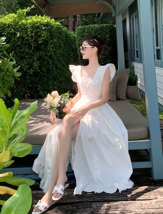 BST váy đầm bánh bèo tại EmilyShop