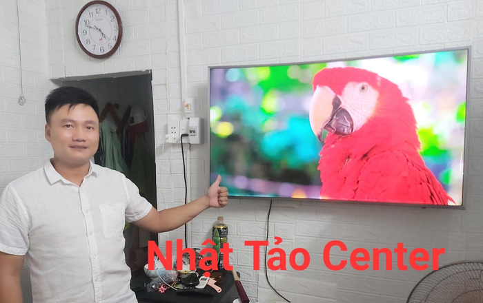 Hình ảnh đội ngũ kỹ thuật viên Nhật Tảo làm việc chuyên nghiệp