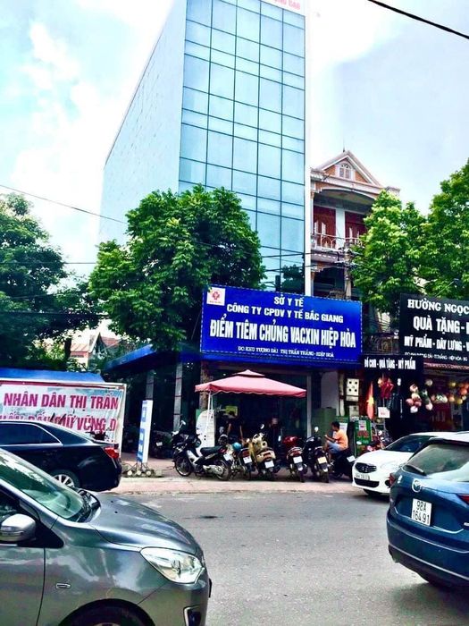Góc nhìn tổng thể về Trung tâm Tiêm chủng Hiệp Hòa - Cơ sở vật chất hiện đại