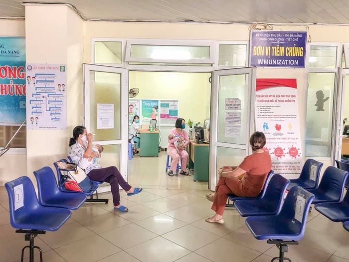 Hình ảnh 3 - Quy trình tiêm chủng an toàn chuẩn y khoa tại Bệnh viện Phụ Sản Nhi