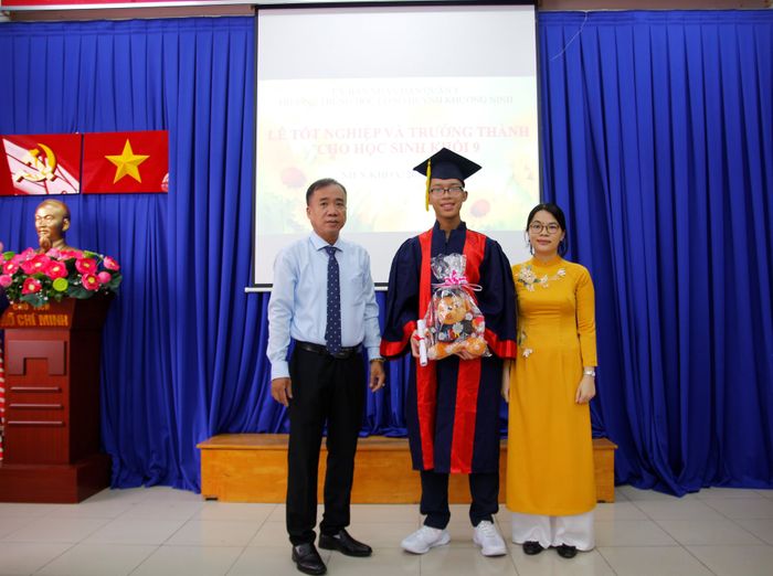 Trường THCS Huỳnh Khương Ninh ảnh 1
