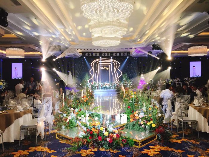 Không gian tiệc cưới sang trọng tại For You Palace - Ảnh 1