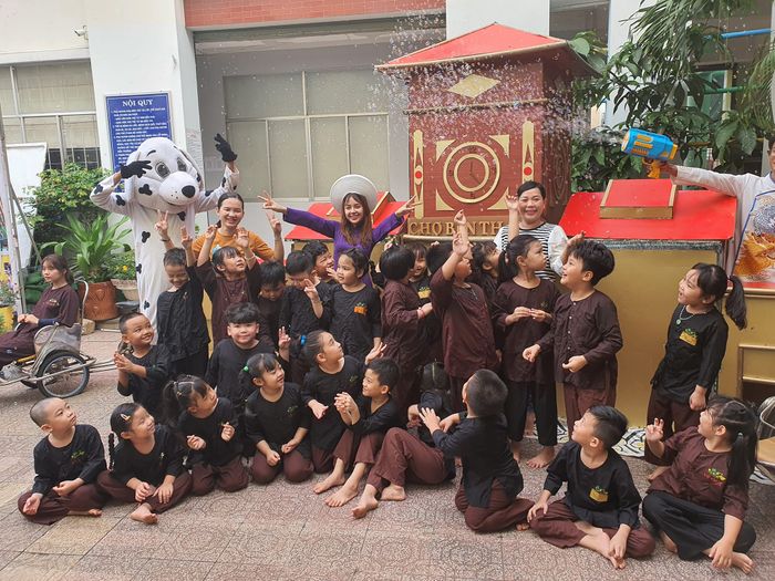 Khuôn viên xanh mát tại Trường Mầm non Phường 14