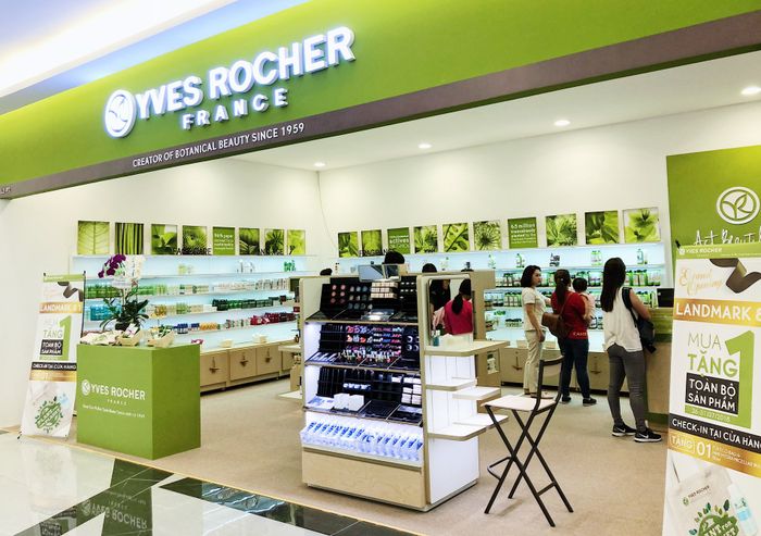 Không gian xanh mát tại Yves Rocher Vietnam - Ảnh 1