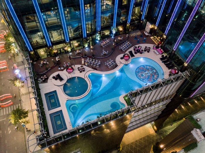 The Reverie Saigon - Góc check-in triệu view giữa lòng Sài Gòn