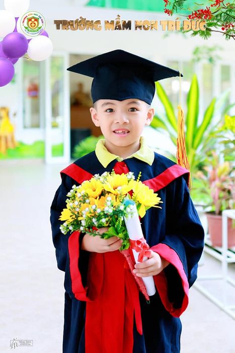 Không gian chụp ảnh hiện đại tại Ảnh viện áo cưới Hồng Sâm