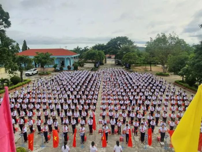 Góc nhìn mới về Trường THCS Đinh Tiên Hoàng qua hình ảnh thứ 2