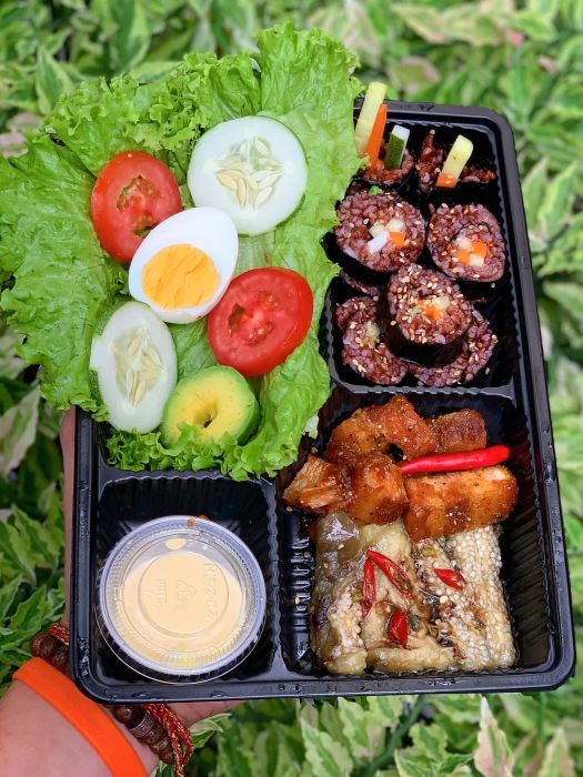 Không gian ấm áp và món ăn đầy tình thương tại Hiếu Hạnh