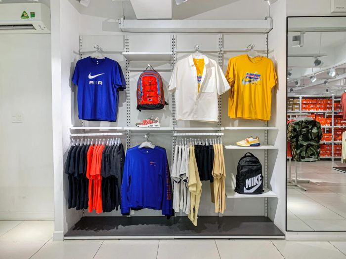 Hình ảnh cửa hàng Nike tại Bình Tân