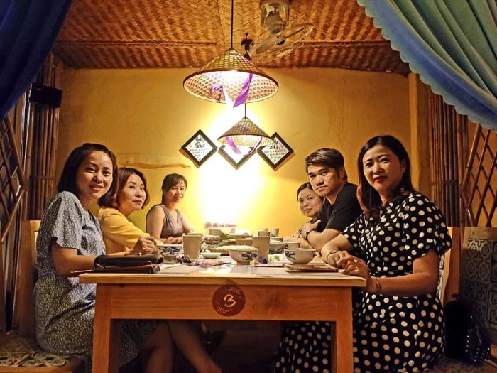 Góc ảnh đầy nghệ thuật về không gian ẩm thực tại Đà Nẵng Cơm Chay
