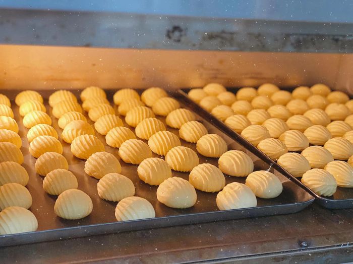 Những tác phẩm bánh kem đẹp mắt tại VÀNG NÂU