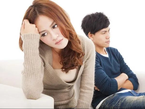 Thực tế không có ai là 