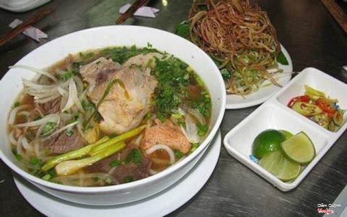 Bún Bò Huế Bà Thương - Hình ảnh chân thực về món ngon đặc sản