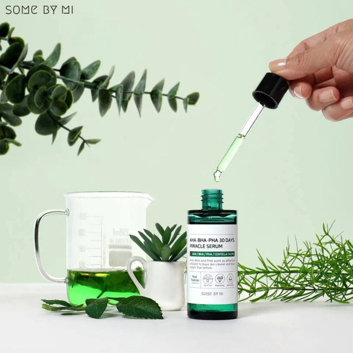 Hình ảnh minh họa: Kết cấu serum Some By Mi 30 Days mỏng nhẹ, thẩm thấu nhanh