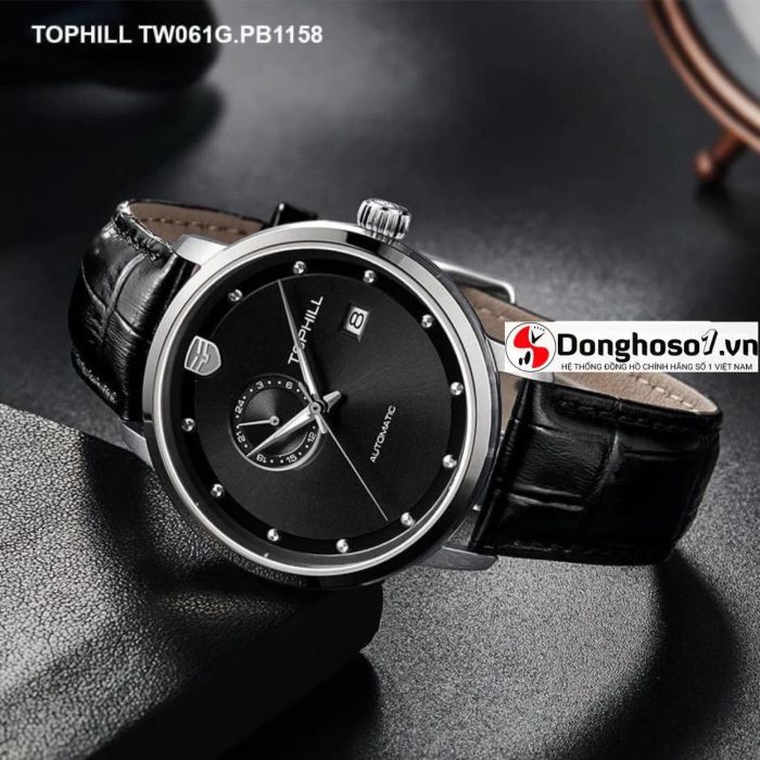 Hình ảnh showroom SKTIME sang trọng