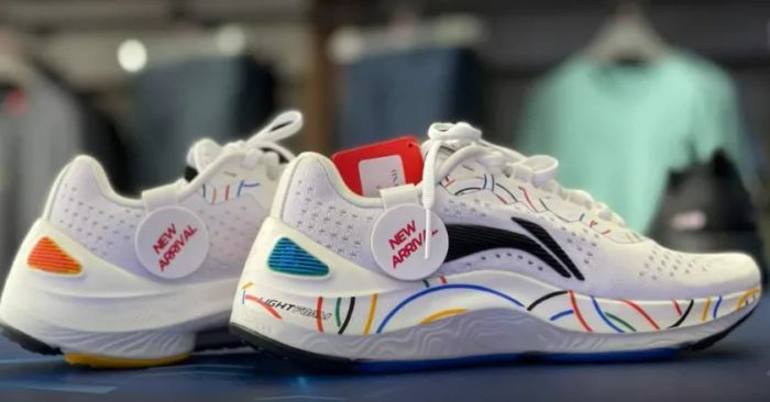 Hình ảnh 2 về sản phẩm Li-Ning