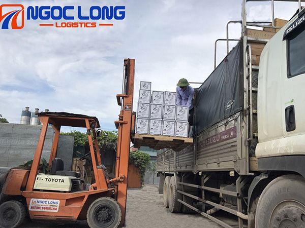 Hình ảnh đội xe vận tải hiện đại của Ngọc Long