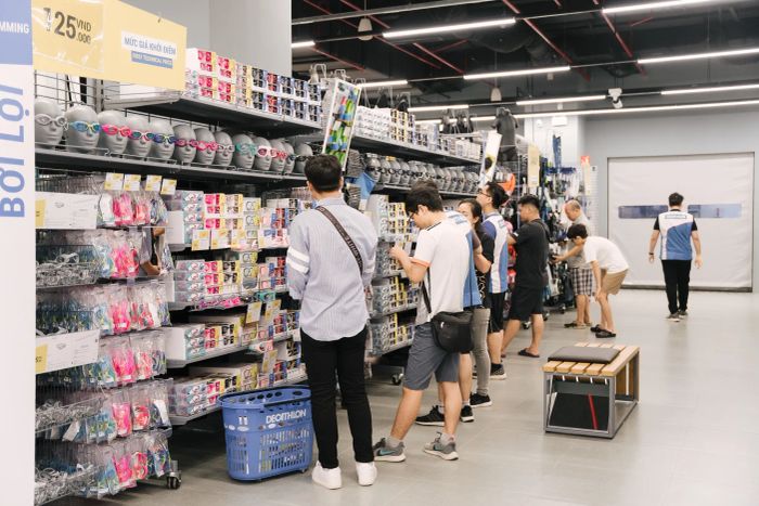 Hình ảnh không gian trưng bày ấn tượng tại Decathlon
